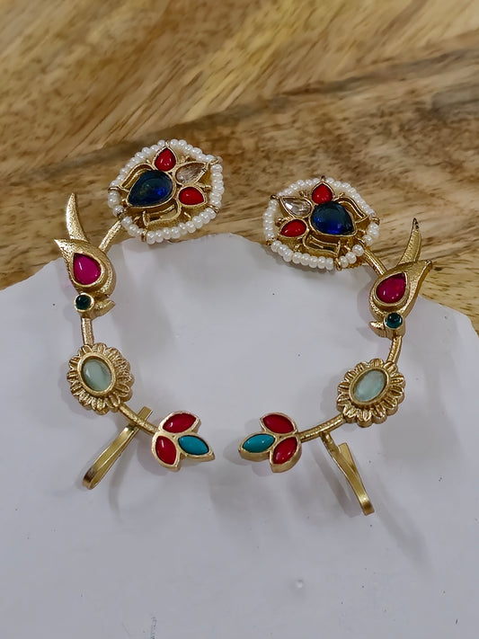 Traditional ear cuff - Red & Blue