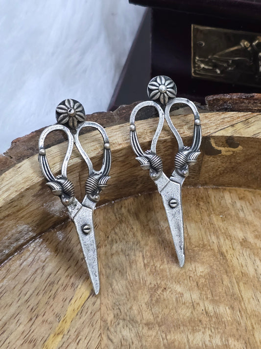 Earrings - scissor chic