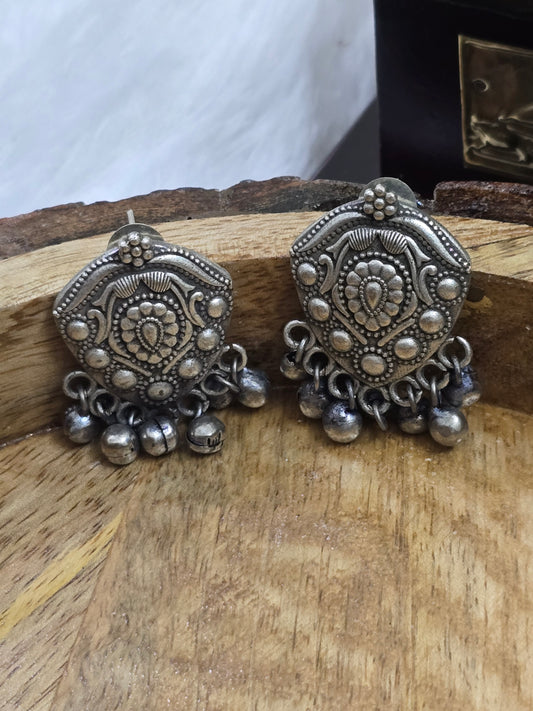 Earrings - phul moti