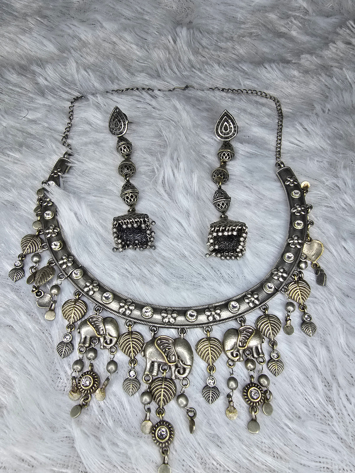 Boho choker