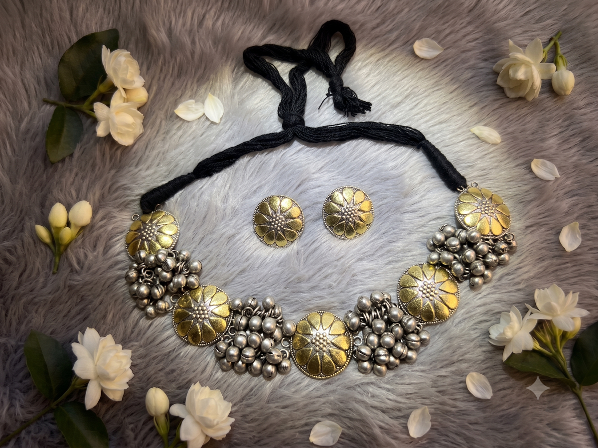 Ghunghroo choker