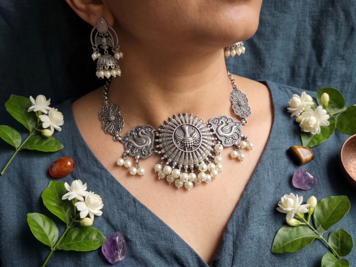 Pearl necklace