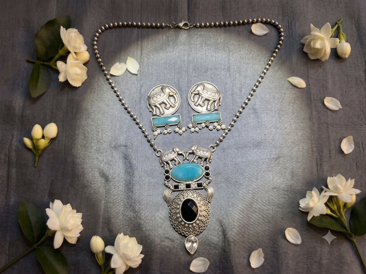 Hasti necklace