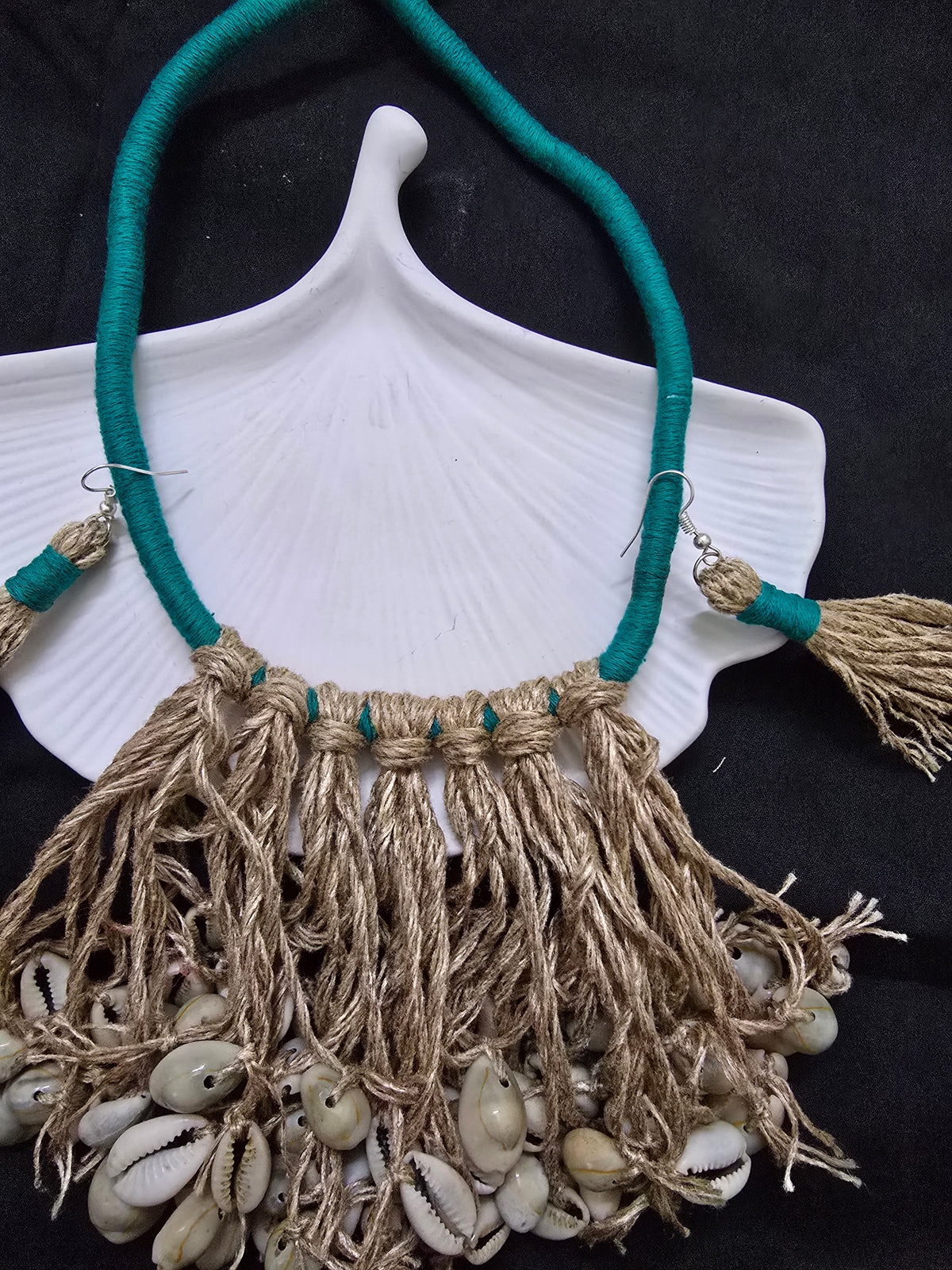 Shell necklace